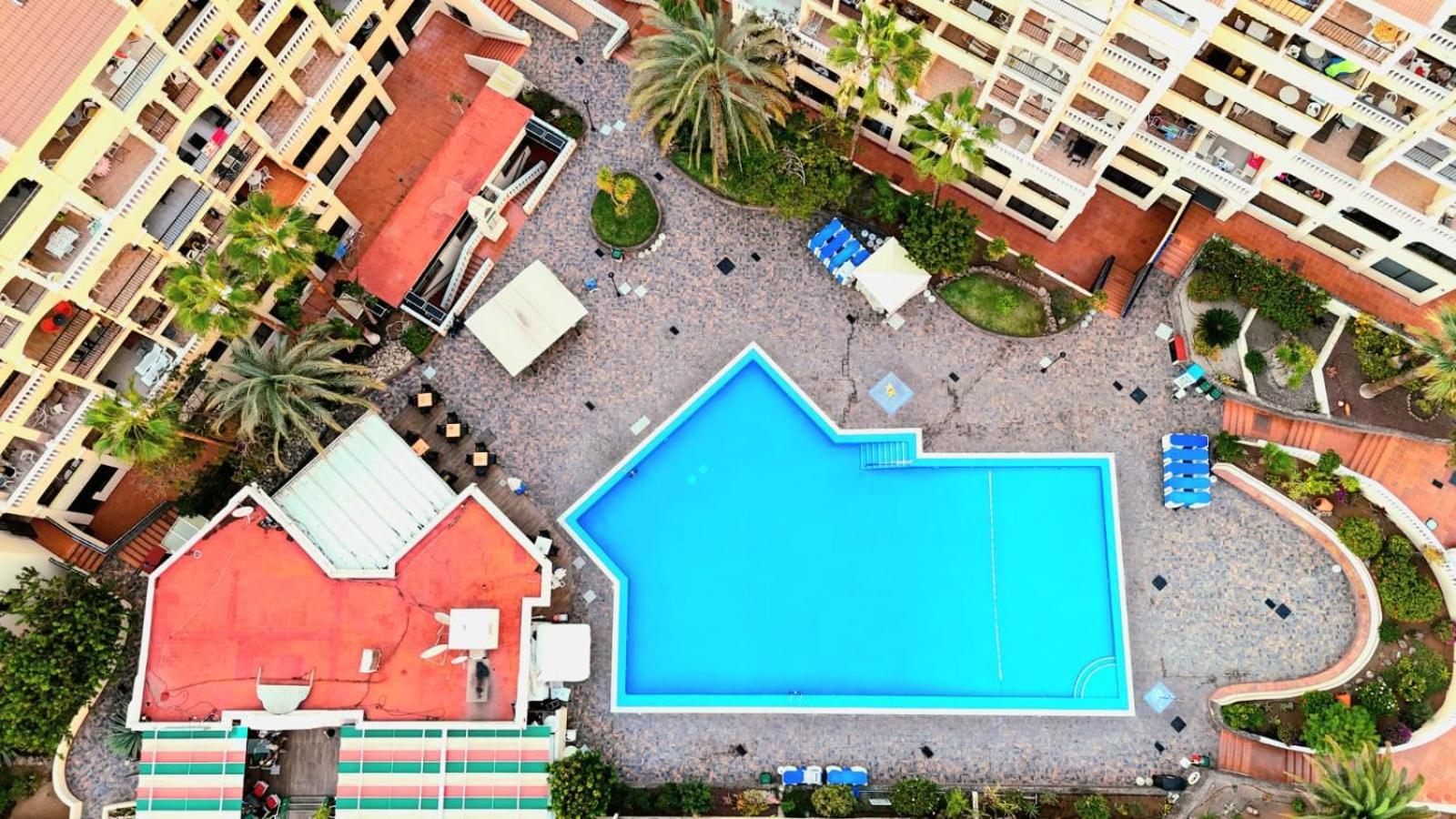 Spacious 3-Bedroom Duplex Apartment With Heated Pool & Ocean View In Los Cristianos, Arona Dış mekan fotoğraf